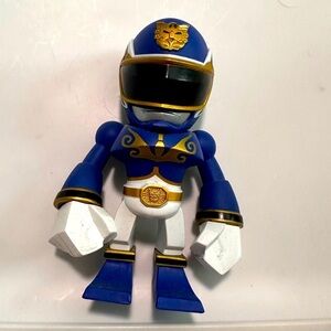 D19 Power Rangers Megaforce Tokyo Vinyle Blue Ranger 5" figure- 2012, Bandai